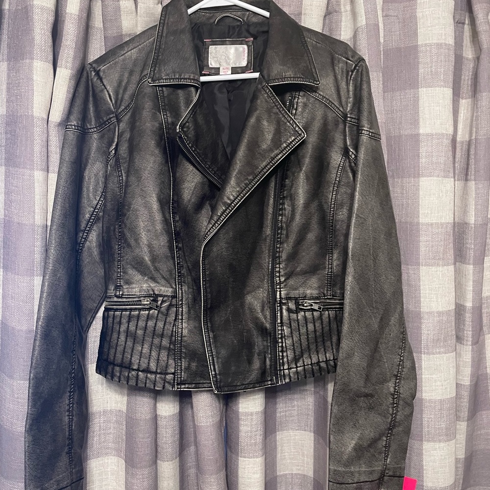 Ladies faux Leather Jacket